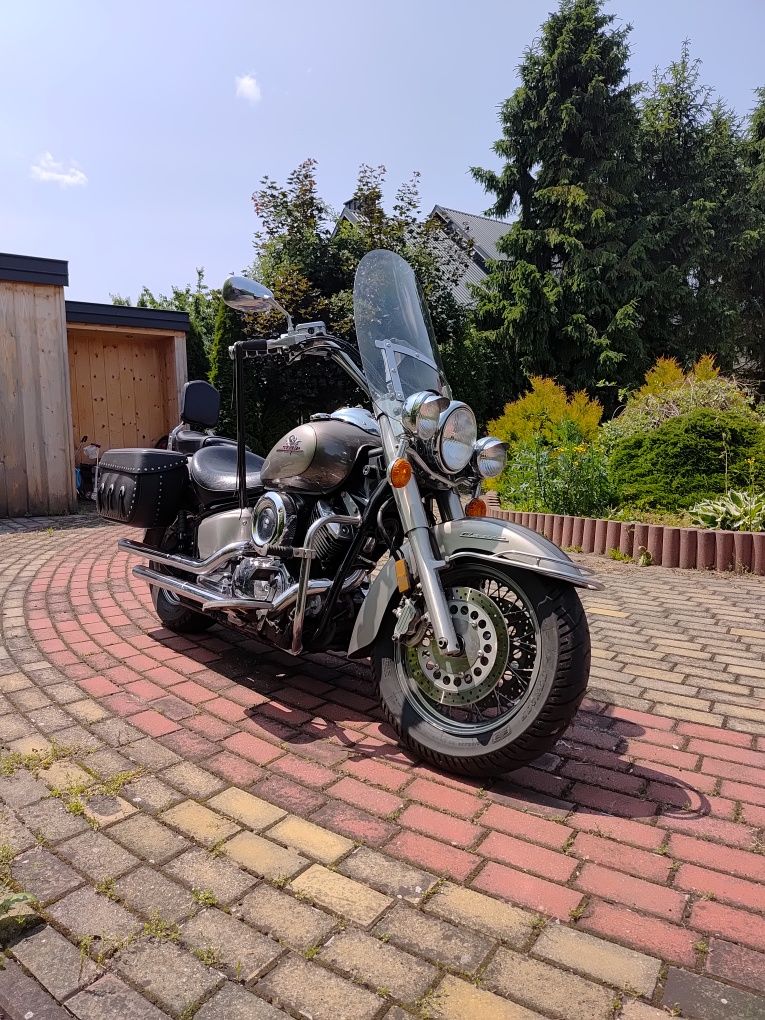 Yamaha V Star 1100
