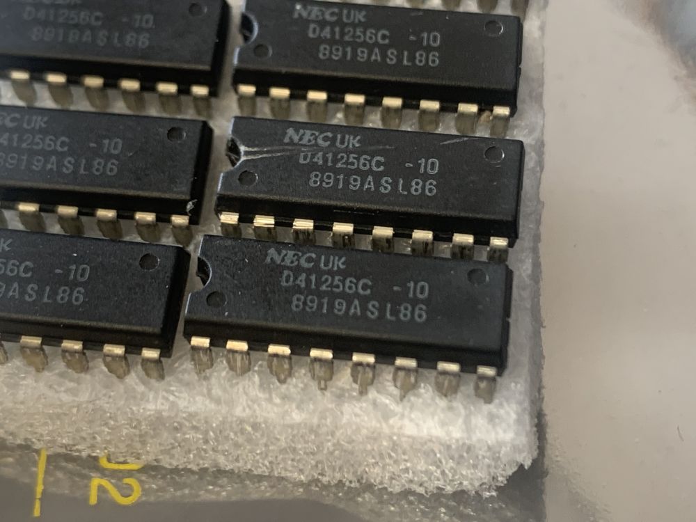 Kit DE 8 IC Memoria 41256 de 256kbit ( 4 x 64k ) pode substituir 4164