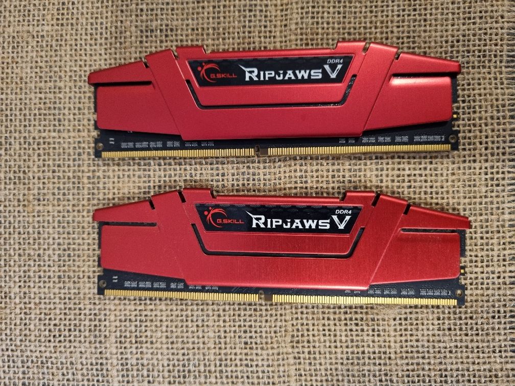 G.Skill Ripjaws DDR4 16GB PC 2400 CL15 KIT (2x8GB)