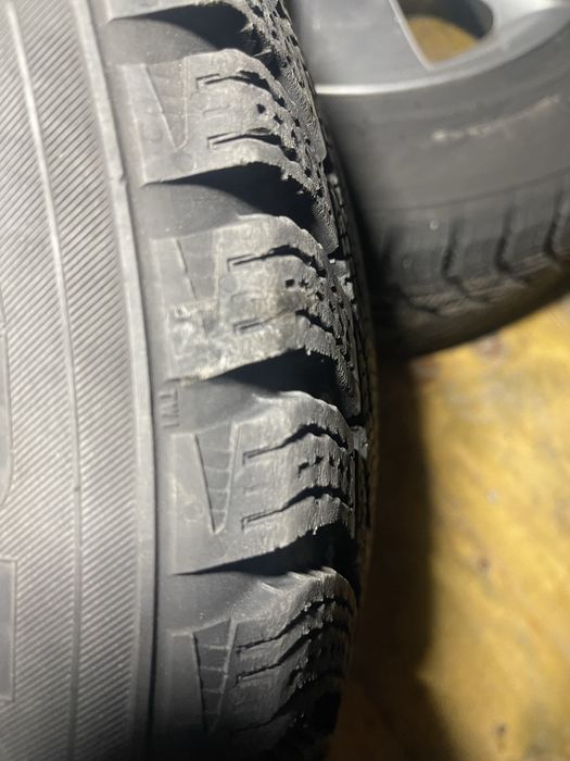 Компплект дисків з зимовою резиною toyota camry 55