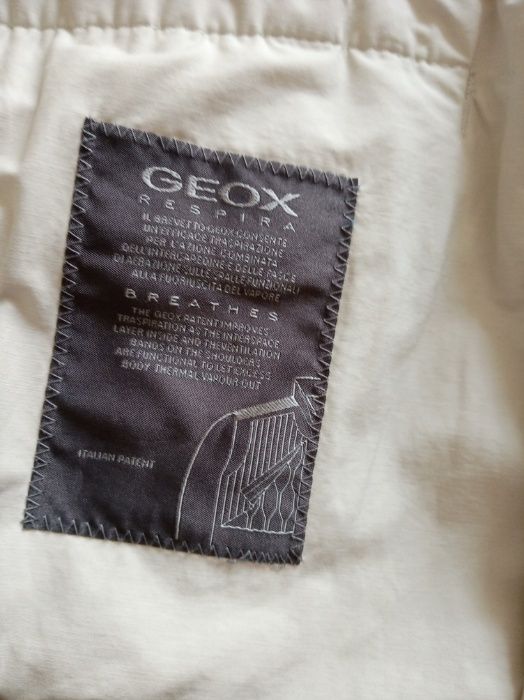 Kurtka GEOX jasny beż
