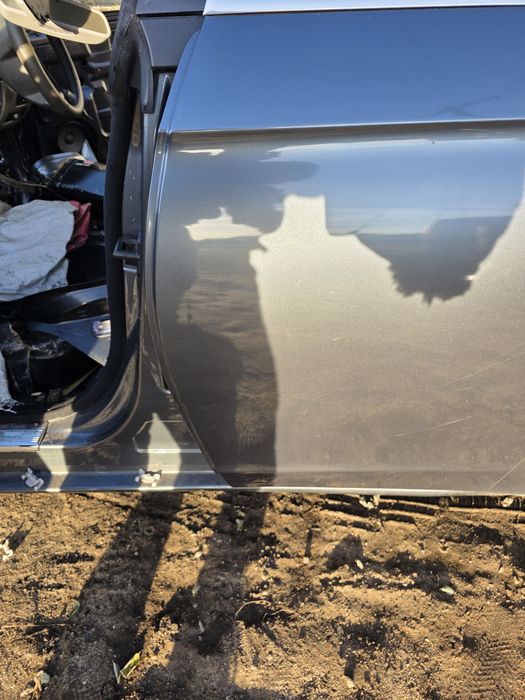 Drzwi Lewy Tył Lewe Tylne Mercedes CLS W219 Lack. C368