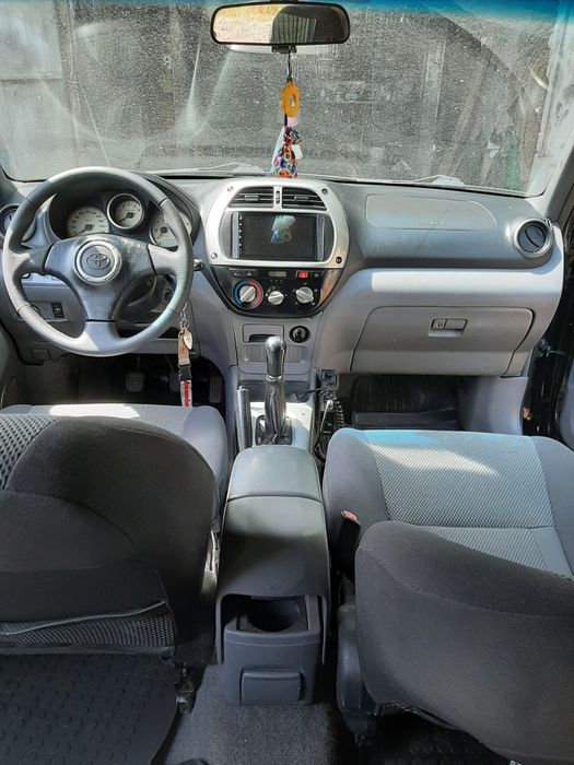 Toyota rav 4 nowy gaz ,stan bdb ZAMIANA