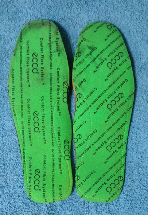 Продам мокасины Ecco стелька 27 см