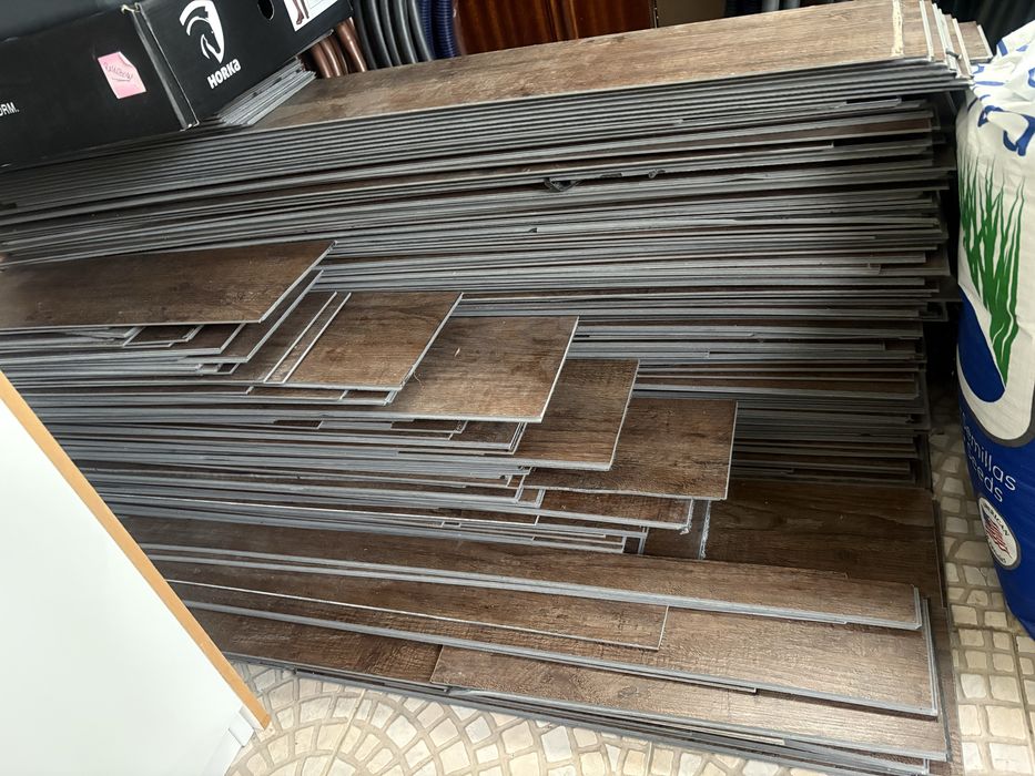 Chão vinilico spc click flutuante