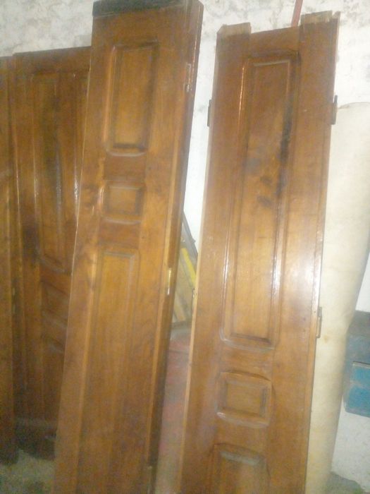 Продам дубові двері