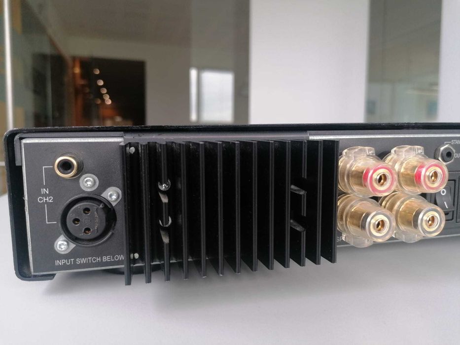 Amplificador Micromega - PW400