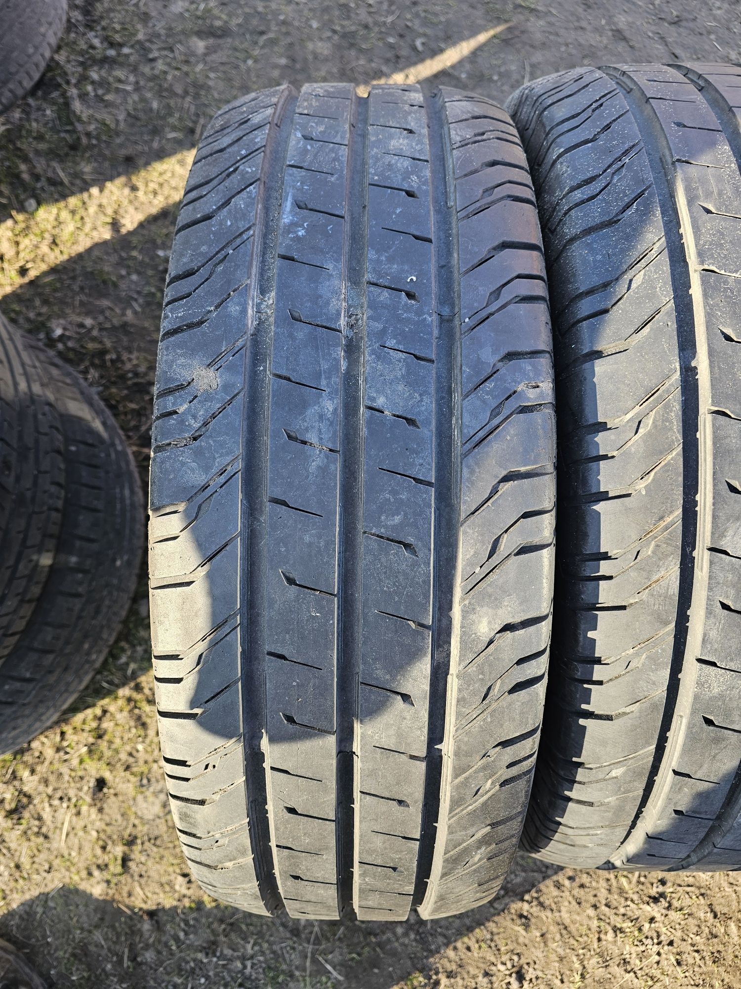 Opony letnie Continental 235/65R16C 115/113R