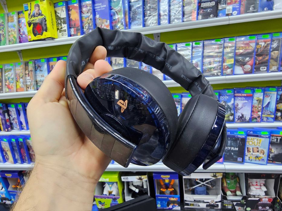 Konsola PS4 Playstation 4 SLIM 500GB słuchawki bezprz. Sony + 8 gier