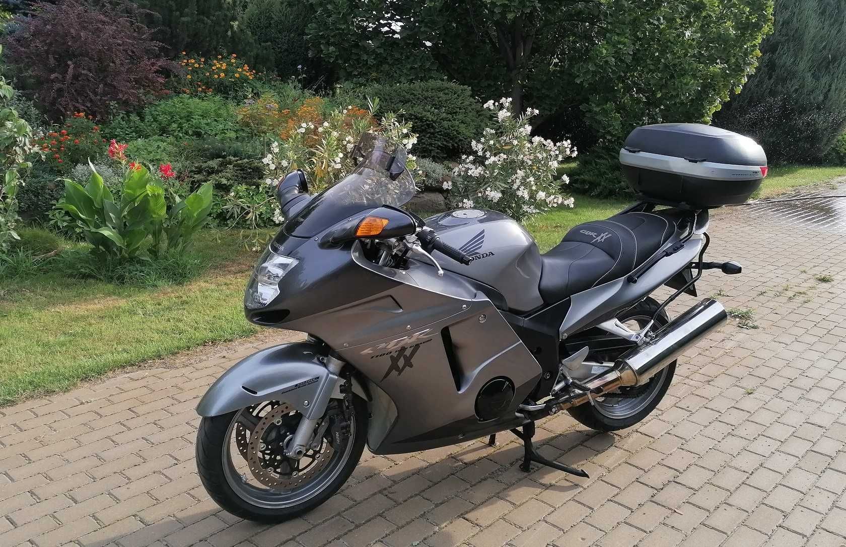 Honda CBR XX Super Blackbird