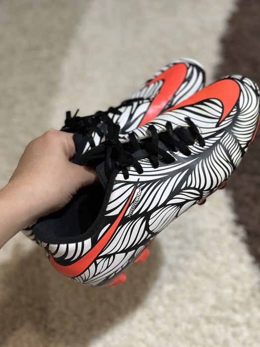 Буци (копки) оригінал nike hypervenom 41 розмір (устілка 25см)