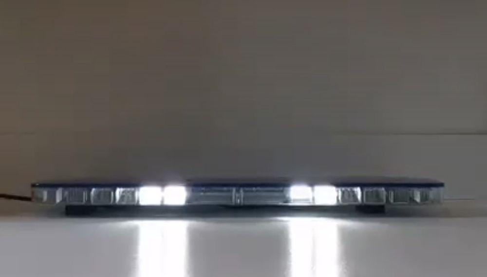 Luz de emergência azul e sirene
