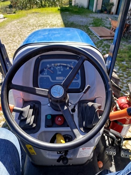 Trator New Holland  T3 50F