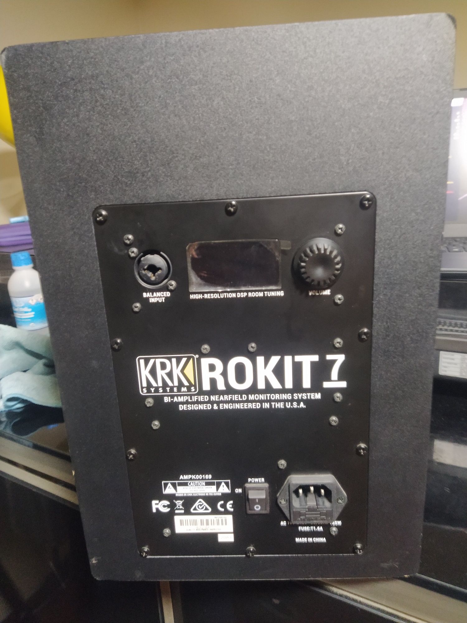 Monitores krk rokit 7
