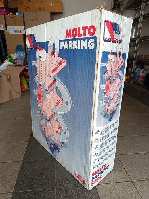 Molto Parking - Garagem de 6 Andares