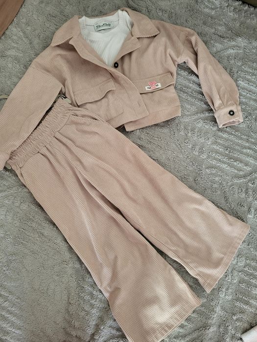 Велюровый костюм  на 110р