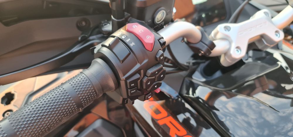 Квадроцикл CFMOTO CFORCE 1000 TOURING 2024" TOURING 8" в наявності!