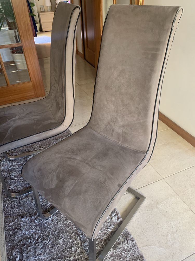 Cadeiras para mesa de jantar