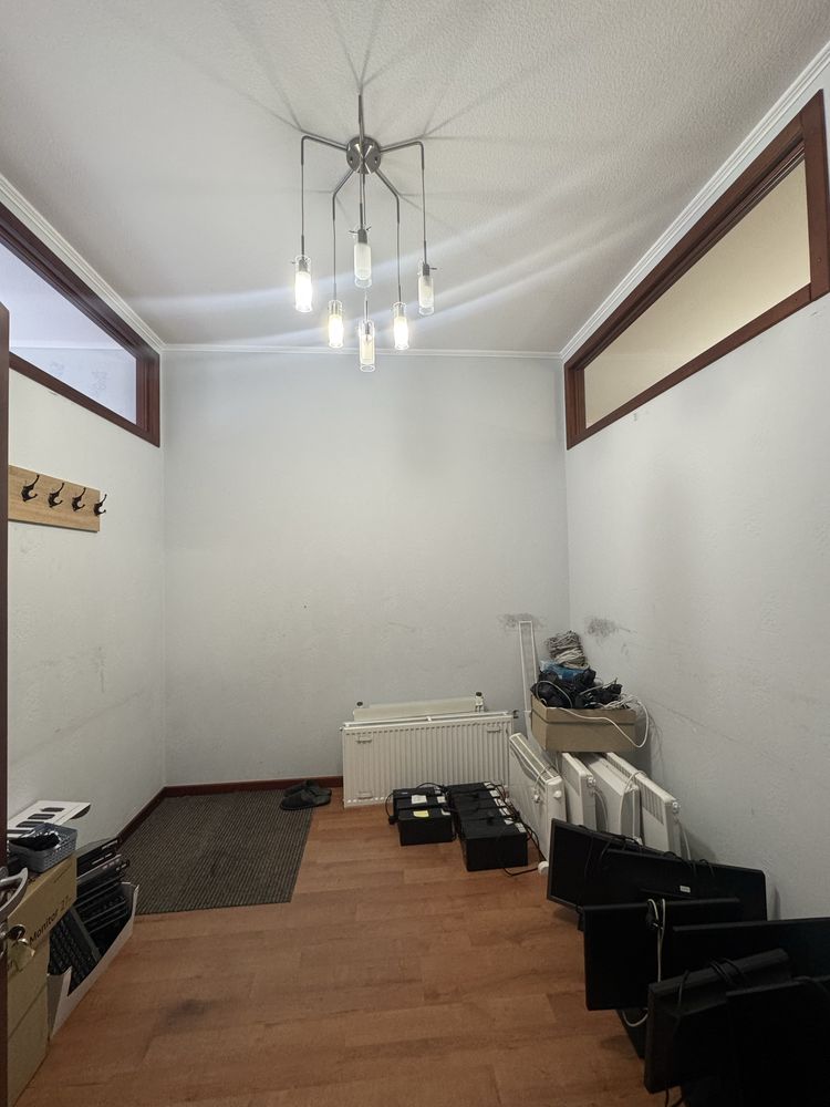 Сдам Офис 126м2 П.Поле, ЖК Азарин, пер. Отакара Яроша,16Б