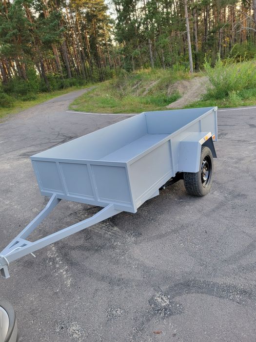 Причепи.  легкові