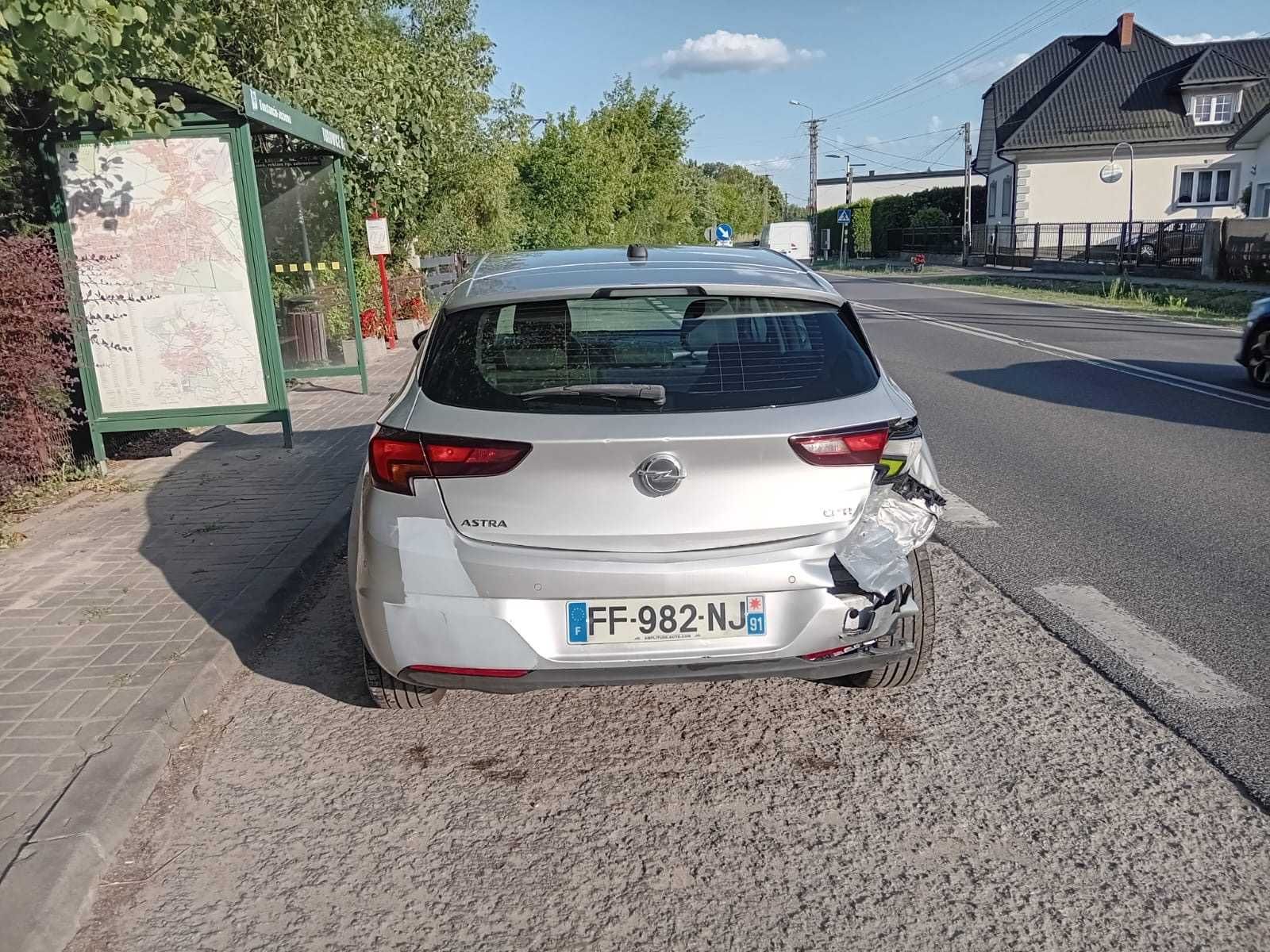 Opel Astra 1.6D 2019 r. Automat