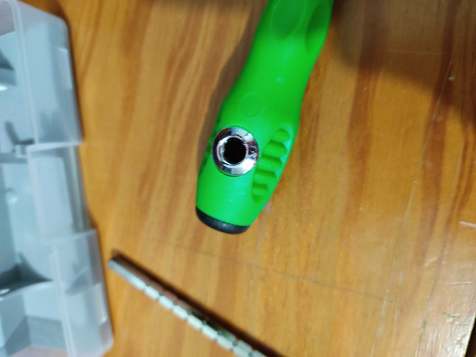 Caixa conjunto kit Chaves de fenda, chaves de estrela - Aceito Troca