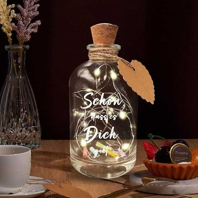 Szklana dekoracyjna butelka ze światełkami LED