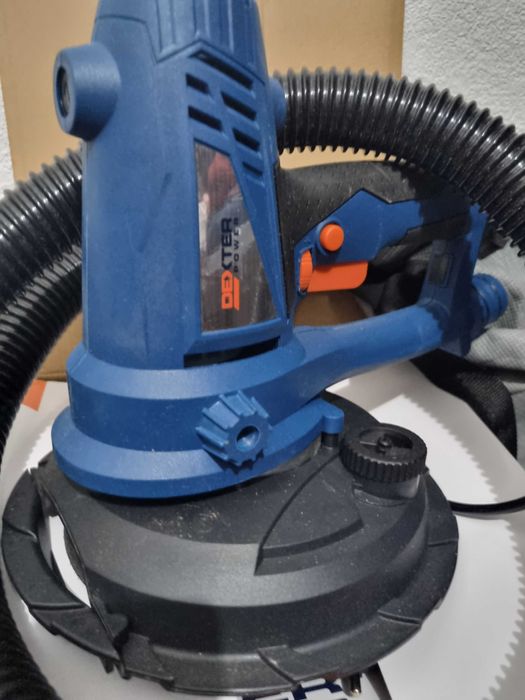 Lixadora DEXTER 750W - Praticamente nova (Só usada 1 vez)