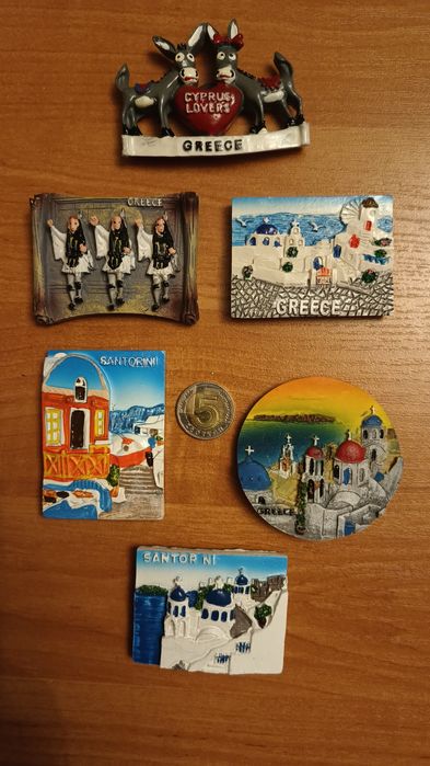 Magnesy na lodówkę z krajów europy i świata