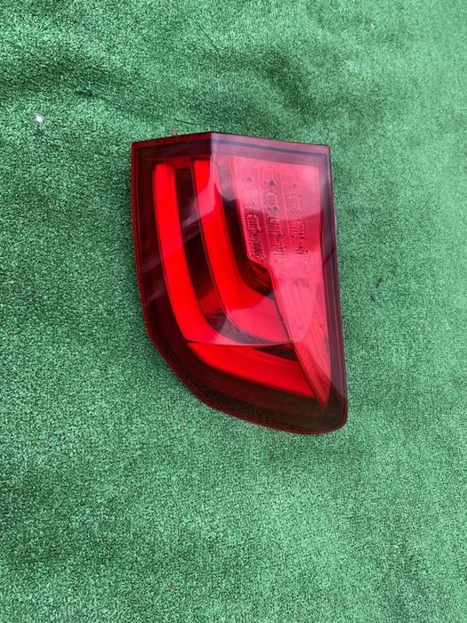 lampa prawy tył w błotnik bmw 5 f11 led