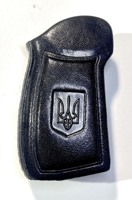 Рукоятка  для ПМ  з тисненням.