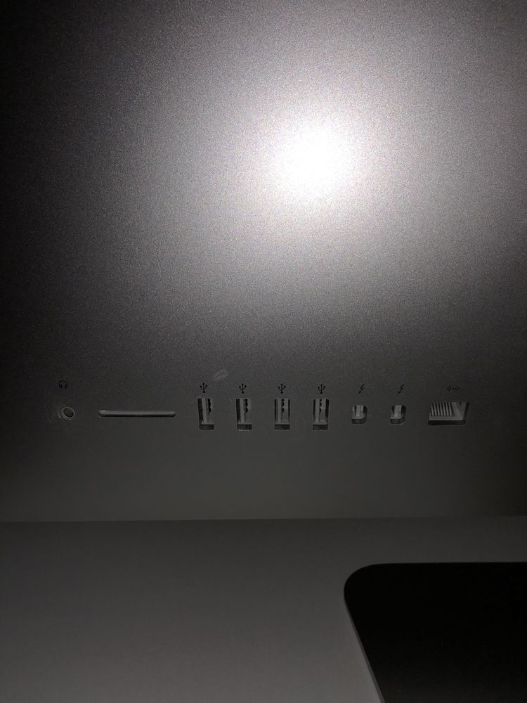 Apple Imac 21 2014. 1T 8gb ram  stan idealny