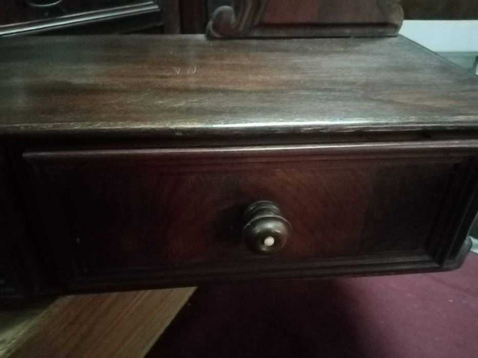 Toucador de mogno (século XIX)