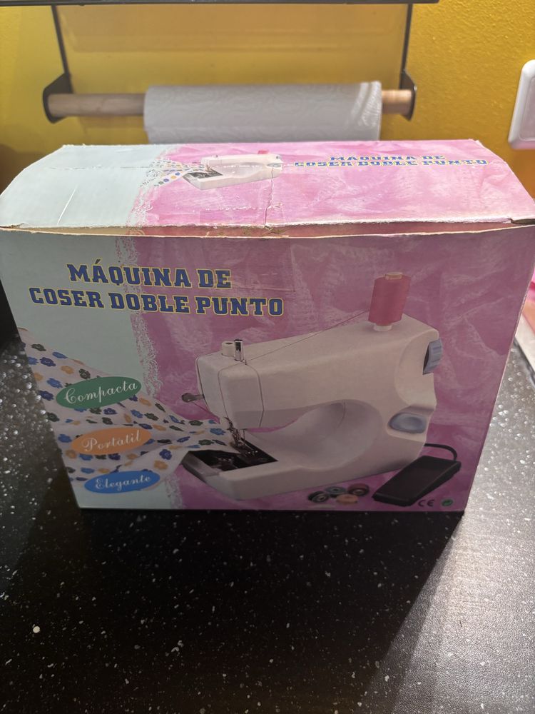 Maquina de Costura Eletrica