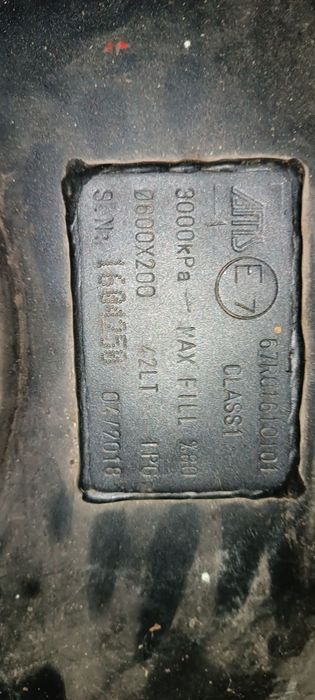 Балон баллон ГБО тороидальный 42 л в хорошем состоянии