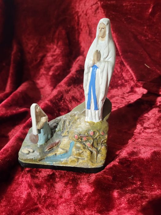 Maryja Lourdes gipsowa Matka Boża