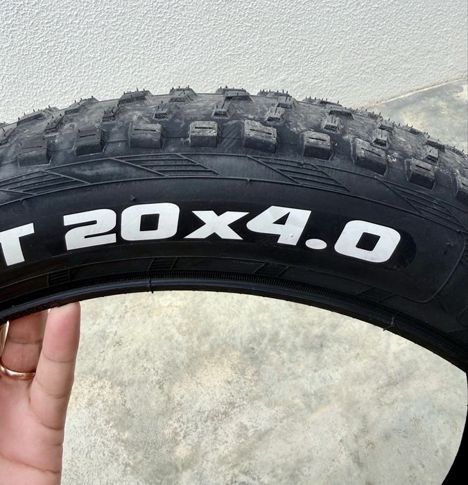 2 pneus fatbike 20x4.0