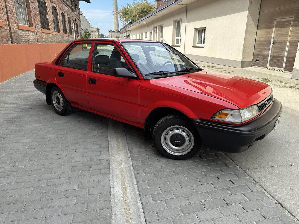 Toyota corolla 1.6 e9 żólte tablice klima automat 100 tys km jak nowa