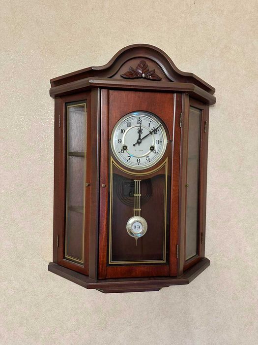 Настінний годинник Polaris з боєм