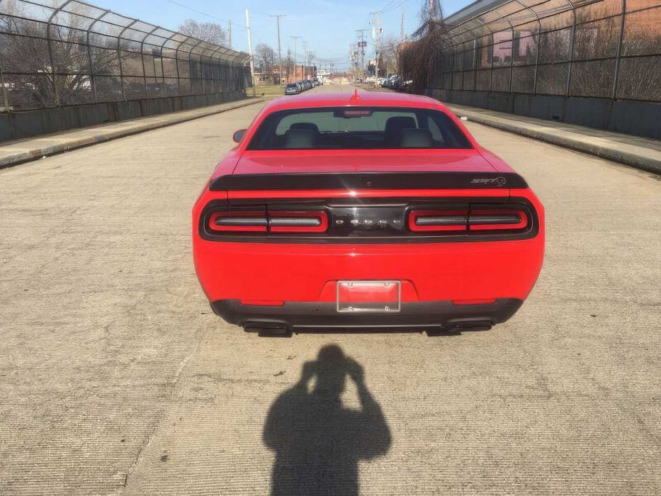 Dodge Challenger SRT Hellcat      2020