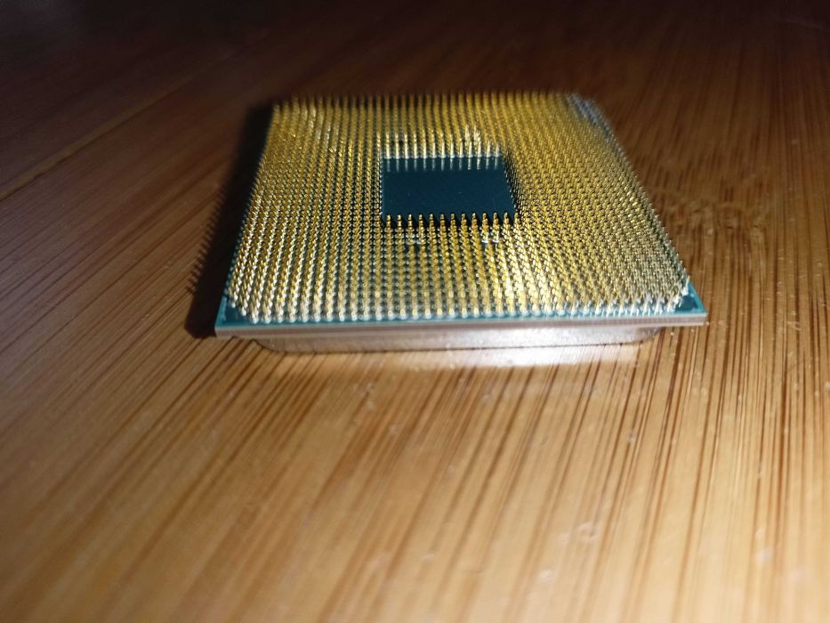 AMD RYZEN 5 1600