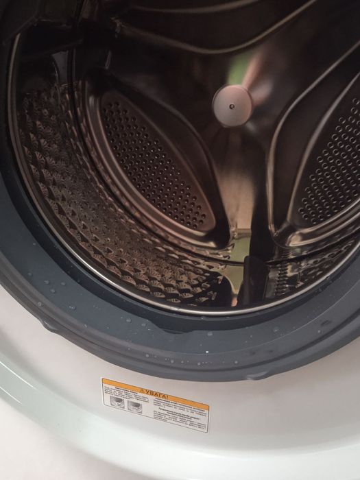 Новая стиральная машинка на 7 кг. Есть возможность доставки