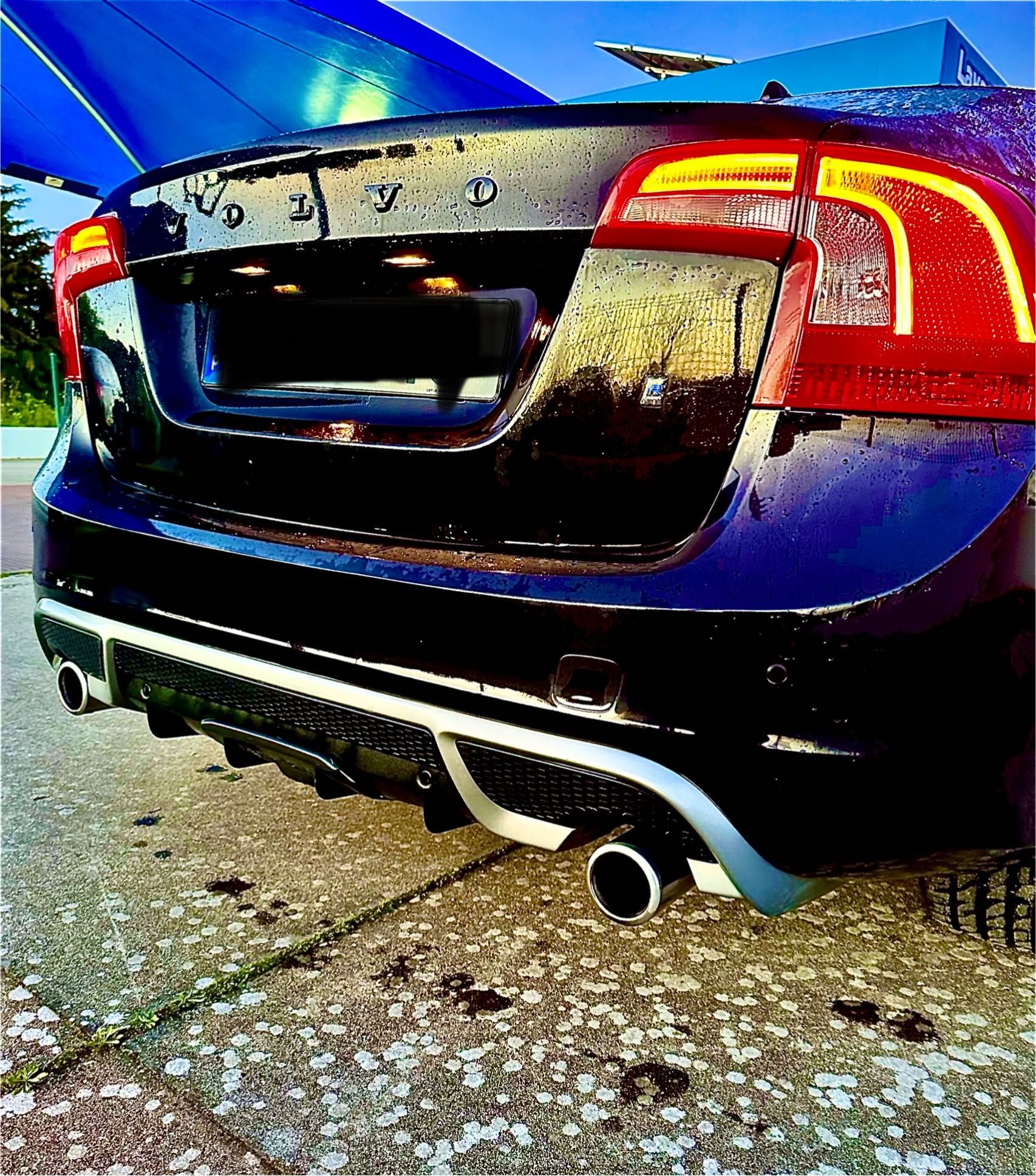 Volvo S60 R-Design D5 AWD (descida de preço )