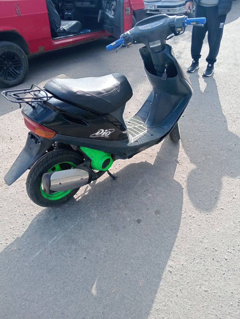 Продам Хонда Дио 27