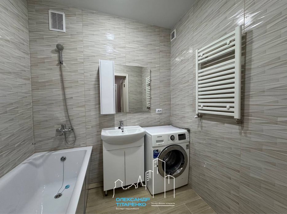 Новесенька квартира в новому будинку