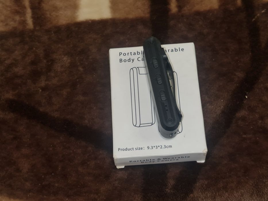 Продам нагрудную мини камеру
