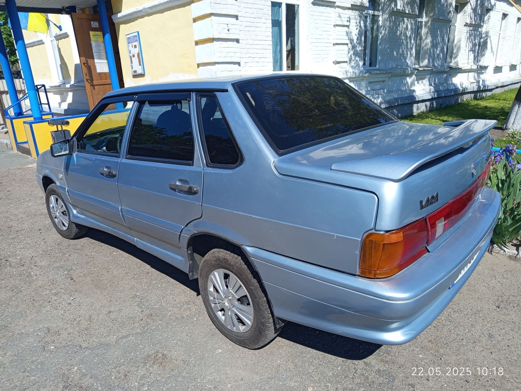 Легковий автомобіль ВАЗ 2115