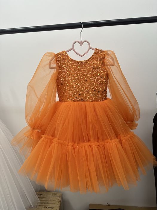 Лисичка, мишка сніжинка