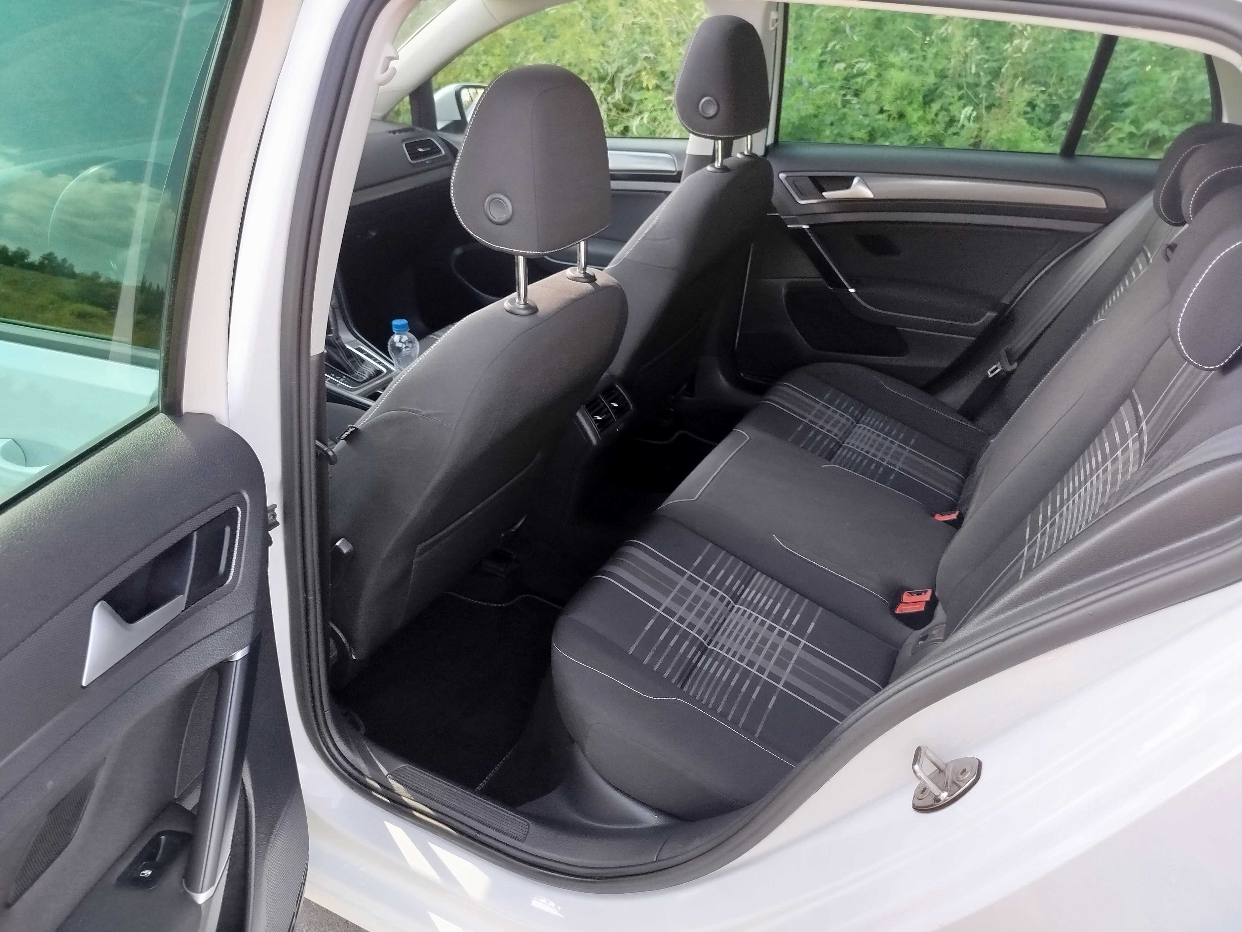 VW Golf 7 1.6 TDI Automat Ledy Bezwypadkowy Szklany Dach zadbany