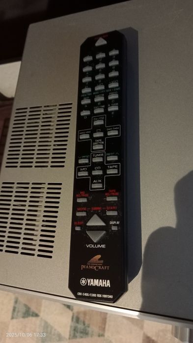 Yamaha CRX-E300 Amplituner